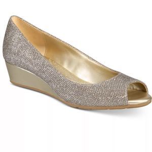 Bandolino Candra Wedge Wide!